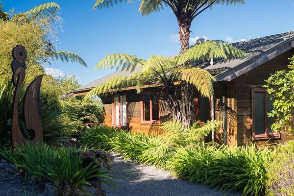 Abel Tasman Ocean View Chalets