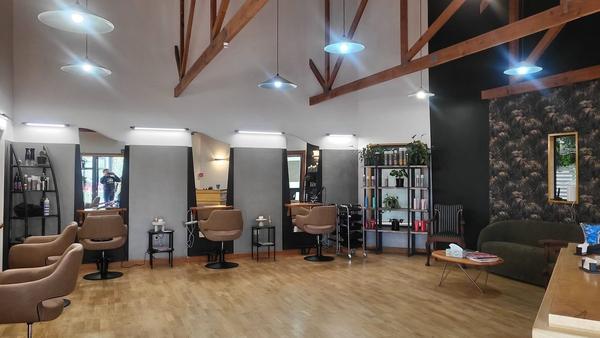 Colovaria Hair Salon