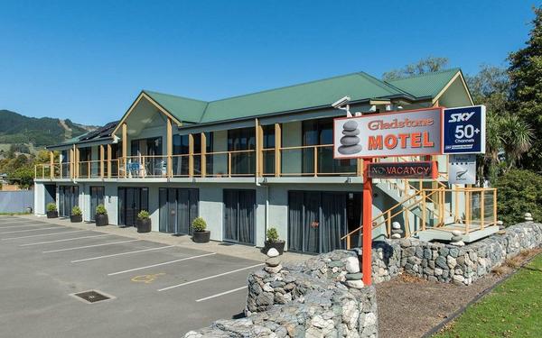 Gladstone Motel