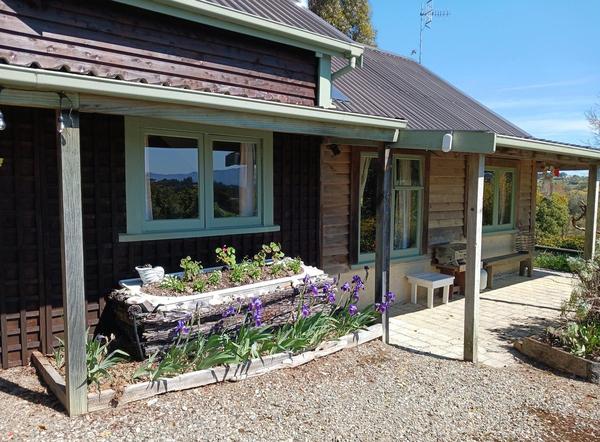 Nelson Coastal Barnstay