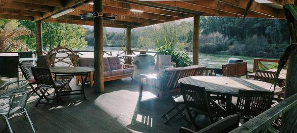 Riverside Holiday Park