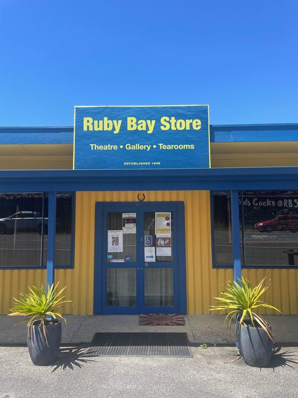 Ruby Bay Store - Theatre-Gallery Tearooms